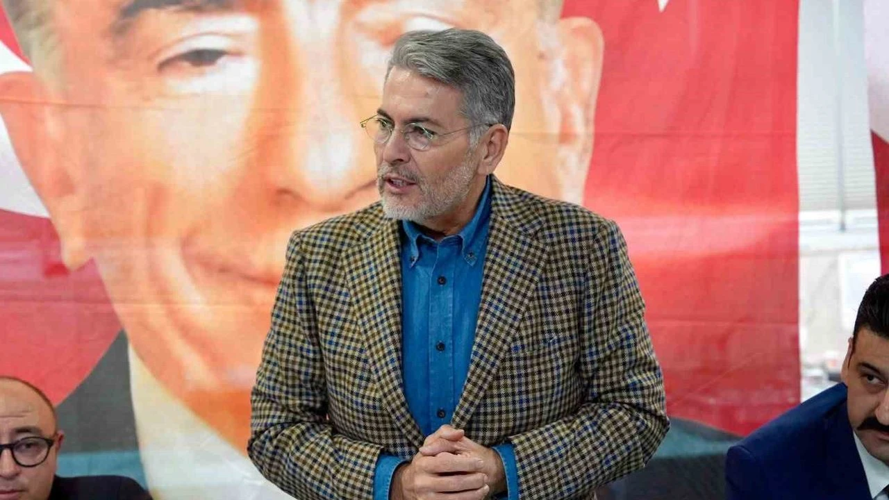 MHP MERSİN MİLLETVEKİLİ DR. LEVENT UYSAL HAL VE NAKLİYECİ ESNAFIYLA BULUŞTU