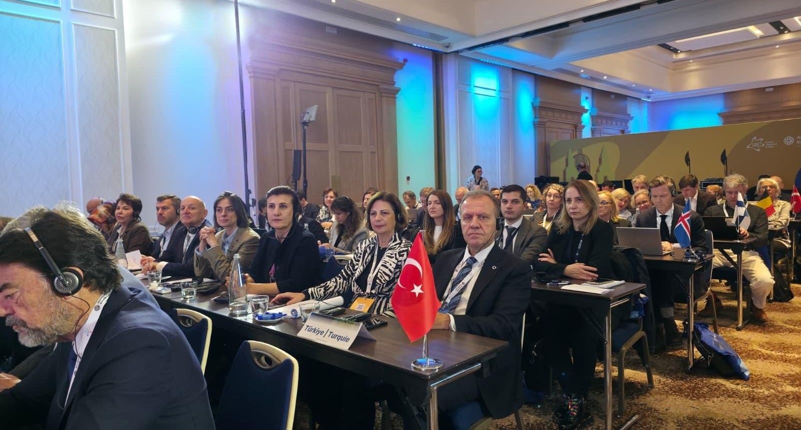 CEMR Zirvesi’nde Vahap Seçer diplomasisi: Komşu ülkelerle iş birliği vurgusu