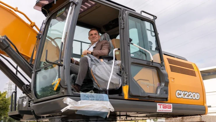 Yenişehir Belediyesine TBBden Dev Ekskavatör Hibesi