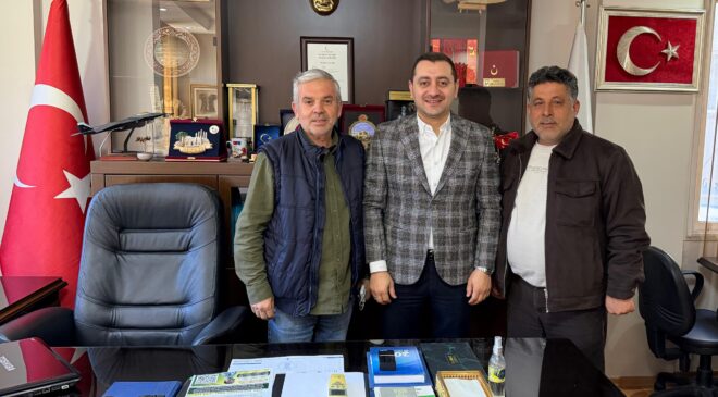 “Ümit Özkan’ın esnaf nezdindeki başarısını ve yapıcı diyaloğunu takdir ediyoruz. Mersin esnafının yanındayız.”