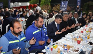 Başkan V. Şener Mesai Arkadaşlarıyla Aynı Sofrada Buluştu