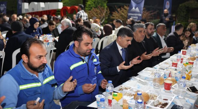 Başkan V. Şener Mesai Arkadaşlarıyla Aynı Sofrada Buluştu