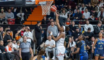 Yenişehir’de Final Sevinci: Başkan Özyiğit’ten ÇBK Mersin’e Tebrik Mesajı