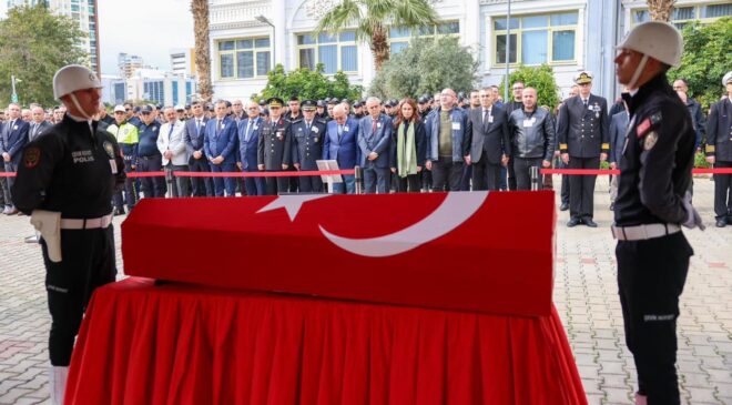 Mersin Şehidini Dualarla Uğurladı