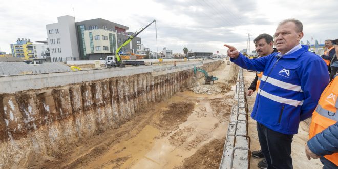 BAŞKAN SEÇER, HAL KATLI KAVŞAĞI İNŞAATINDA İNCELEMELERDE BULUNDU