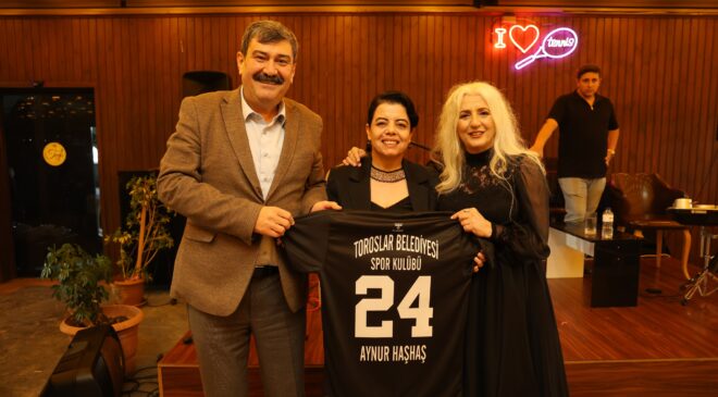 TOROSLAR’IN KADIN HENTBOL TAKIMINA PLAY-OFF ÖNCESİ MORAL VE DESTEK GECESİ