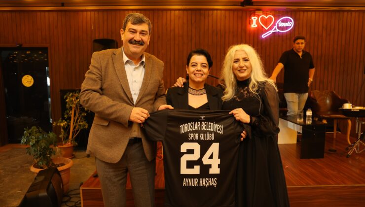 TOROSLAR’IN KADIN HENTBOL TAKIMINA PLAY-OFF ÖNCESİ MORAL VE DESTEK GECESİ