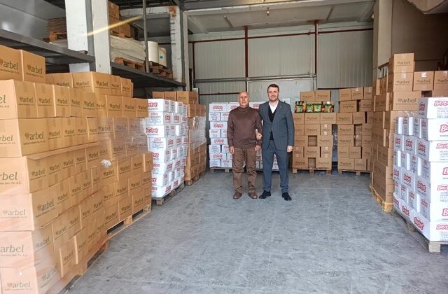 Mersin Siirtliler Vakfı’ndan Ramazan’da Binlerce Aileye Destek