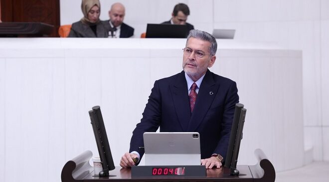 UYSAL: OKULLARA KADAR SIZAN ŞİDDET SARMALINA DUVAR ÖRMEK ZORUNDAYIZ