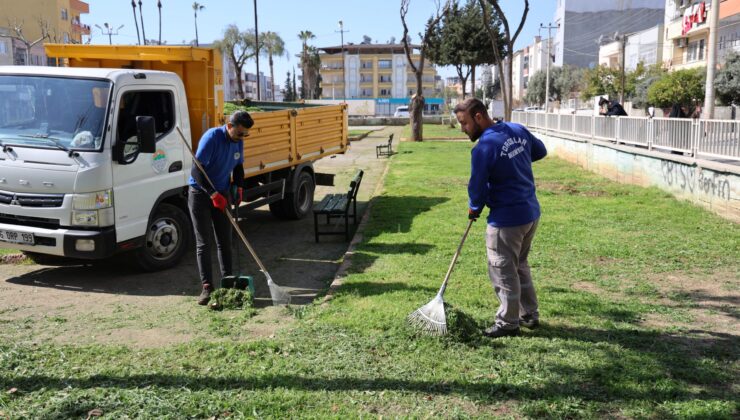 TOROSLAR’DA PARK VE YEŞİL ALANLAR BAKIMDAN GEÇİYOR