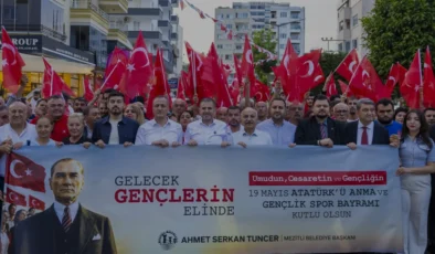 Mezitli 19 Mayıs Atatürk’ü Anma Gençlik ve Spor Bayramını kutladı