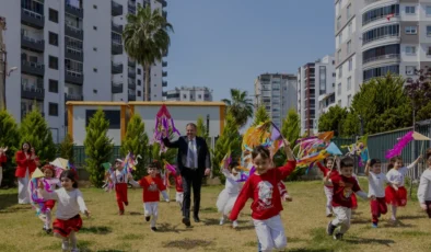 Mezitli Belediye Başkanı Tuncer 23 Nisan kutlamalarına katıldı