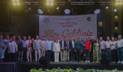 Mezitli Belediyesi 7 Örtüaltı Üzüm Festivali ile üreticiyi buluşturdu