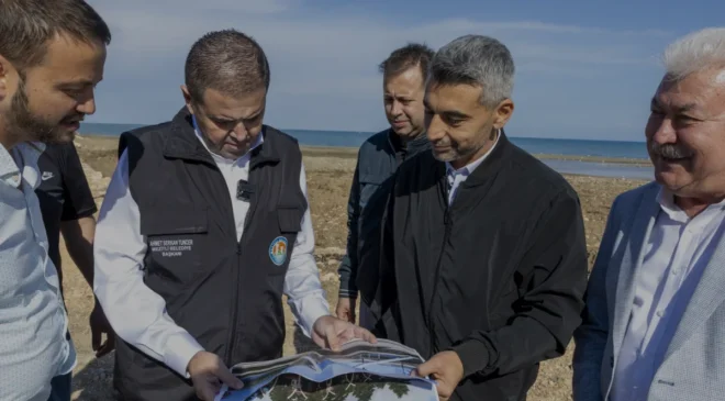 Mezitli Belediyesi Tece Sahilinde Yeni Sosyal Alan İnşa Ediyor