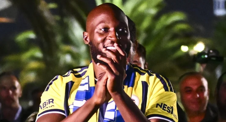 Romelu Lukaku: Yoksulluktan Dünya Sahnesine, Şimdi Fenerbahçe’ye! “Angara Bebesi”nin Çarpıcı Hikâyesi