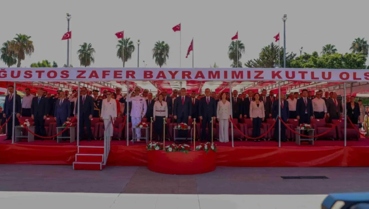 Atilla Toros 30 Ağustos Zafer Bayramı Törenine Katıldı