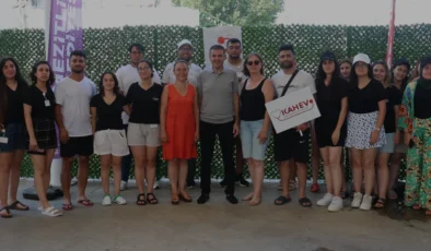 Başkan Tuncer depremzede öğrencilerle bir araya geldi