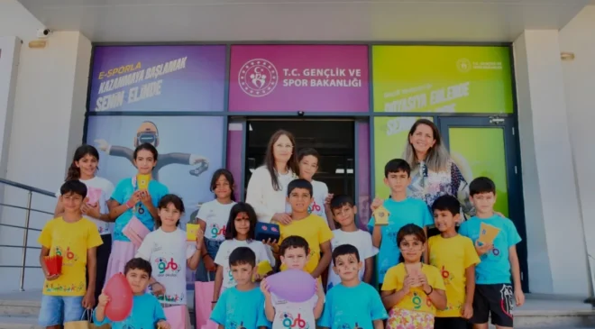 Dudu İrem Toros Tarsus Gençlik Merkezinde Çocuklarla Buluştu