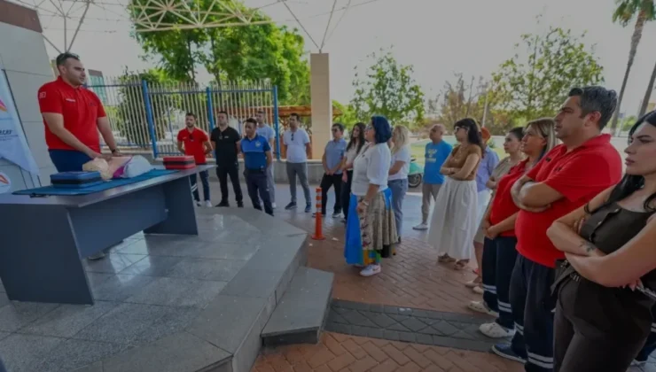 Mersin Büyükşehir Belediyesi Kamusal Alanlara OED Cihazı Yerleştirdi