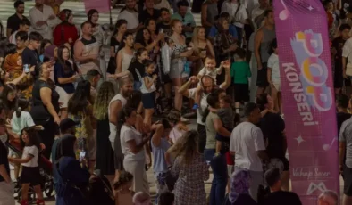 Mersin Büyükşehir Belediyesi Yaz Konserleri ile İlçeleri Hareketlendirdi