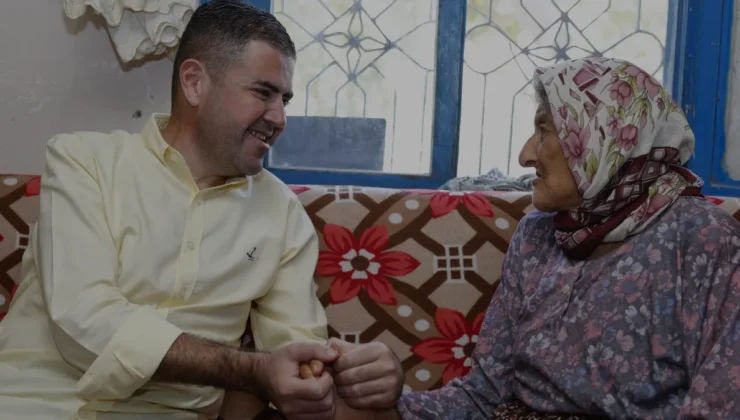 Mezitli Belediye Başkanı Ahmet Serkan Tuncer Sahaya İndi