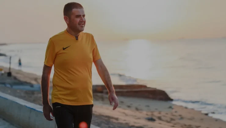 Mezitli Belediye Başkanı Ahmet Serkan Tuncer Sahilde Spor Yaptı