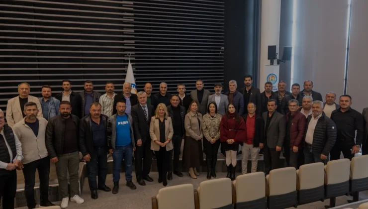 Mezitli Belediye Başkanı Tuncer Muhtarlarla Bir Araya Geldi