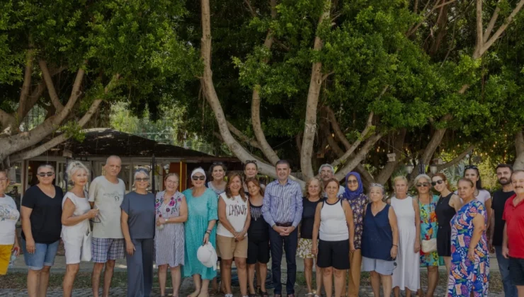 Mezitli Belediye Başkanı Tuncer Sanat Çarşısı Esnafıyla Bir Araya Geldi