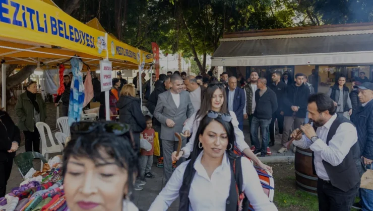 Mezitli Belediyesi 14 Şubat Etkinlikleri Demokrasi Meydanında Başladı