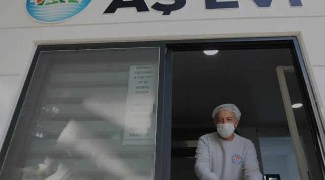 Mezitli Belediyesi 2025 Yılında 110 Bin Sıcak Yemek Dağıttı