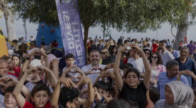 Mezitli Belediyesi 23 Nisan Çocuk Şenliğinde Binleri Buluşturdu