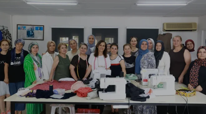 Mezitli Belediyesi Kadınların El Emeğini Ekonomiye Dönüştürüyor