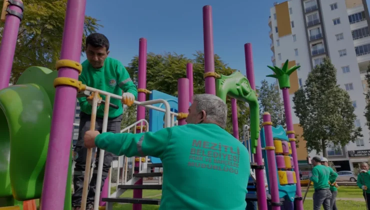 Mezitli Belediyesi Kent Genelindeki Parkları Yeniliyor