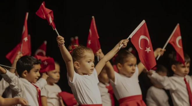 Mezitli Belediyesi kreşlerinde 29 Ekim Cumhuriyet Bayramı kutlaması