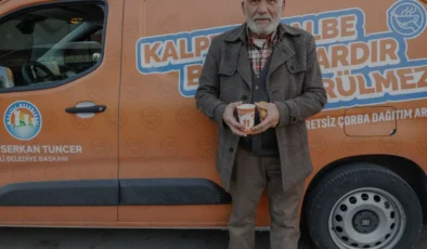 Mezitli Belediyesi sabah saatlerinde ücretsiz çorba dağıtıyor