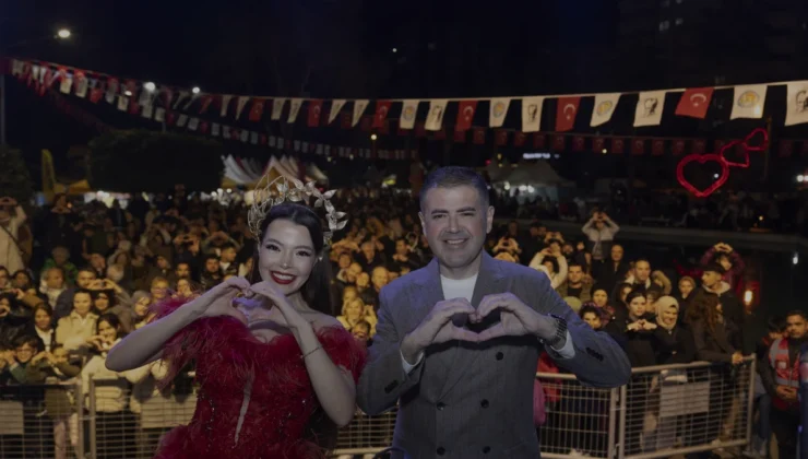 Mezitli Belediyesi Sevgililer Günü Kutlamalarını Bir Haftaya Yaydı