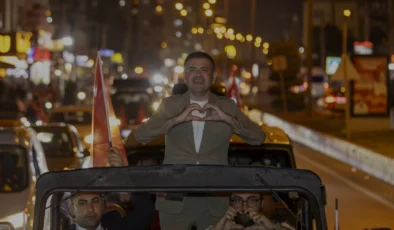 Mezitli Cumhuriyetin 102nci Yılını Coşkuyla Kutladı