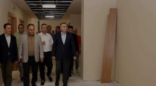 Vali Atilla Toros Toros Devlet Hastanesinde İncelemelerde Bulundu
