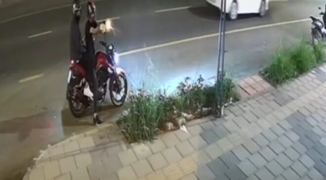 Aynı yerde ikinci saldırı: Kasklı şüpheli iş yerine peş peşe ateş açtı